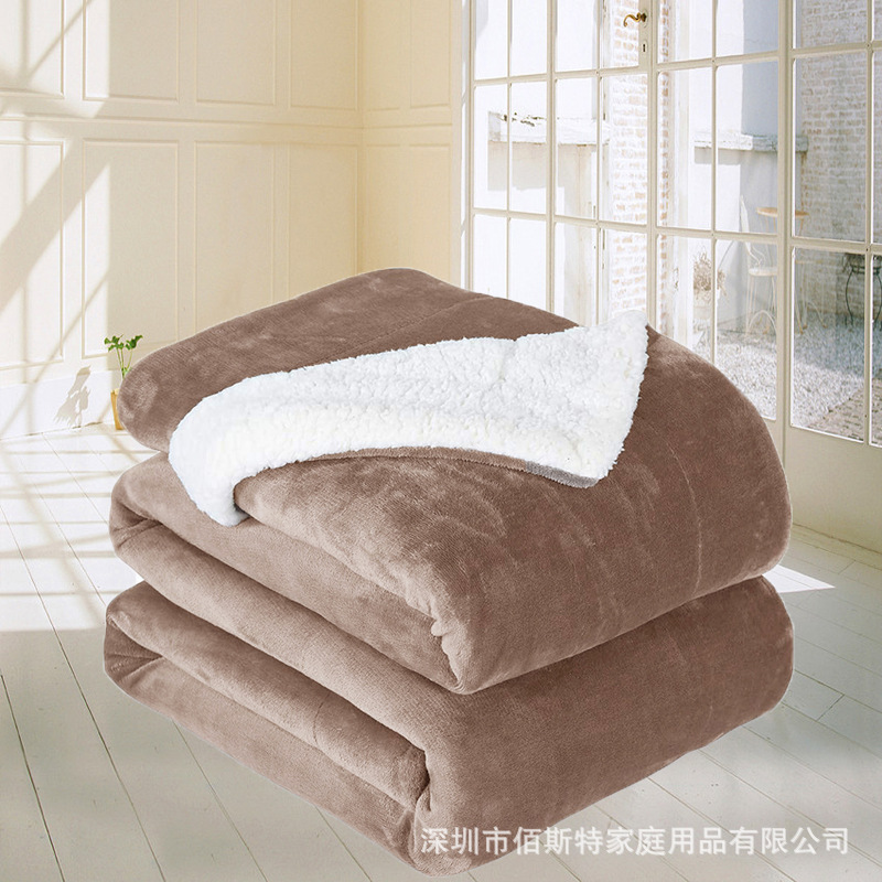 다크 브라운 화이트