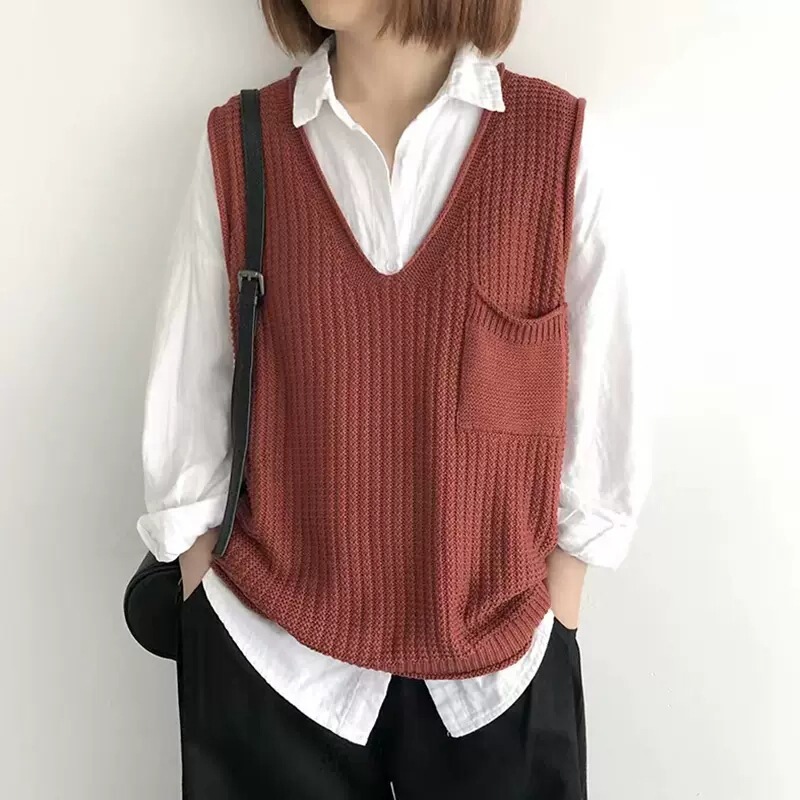 2026 New Korean-Style Casual Knit Vest for Women, V-Neck with Pockets, Loose Fit, Vintage Sleeveless Layered Vest 2026 New Korean-Style Casual Knit Vest for Women, V-Neck with Pockets, Loose Fit, Vintage Sleeveless Layered Vest