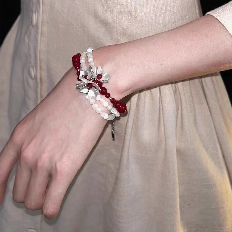 Sweet Double-Layered Flower Bracelet with Two-Tone Cat's Eye Stone and Glass Beads, Versatile Collarbone Chain, Exclusively for Cross-Border Sales