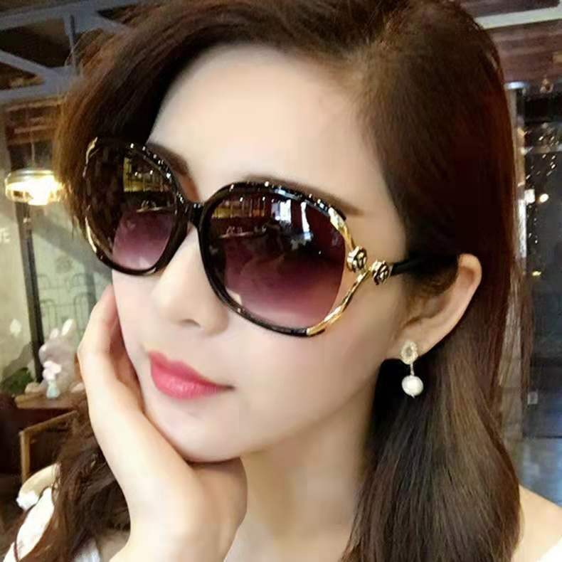 Camellia Sunglasses for Women, Hollow-Out Korean Style Trendy Fashion Rose Vintage Versatile Glasses, One-Piece Dropshipping Sunshade Camellia Sunglasses for Women, Hollow-Out Korean Style Trendy Fashion Rose Vintage Versatile Glasses, One-Piece Dropshipping Sunshade