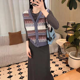 复古提花撞色针织开衫马甲女2026早秋新款设计感领叠穿毛衣背心