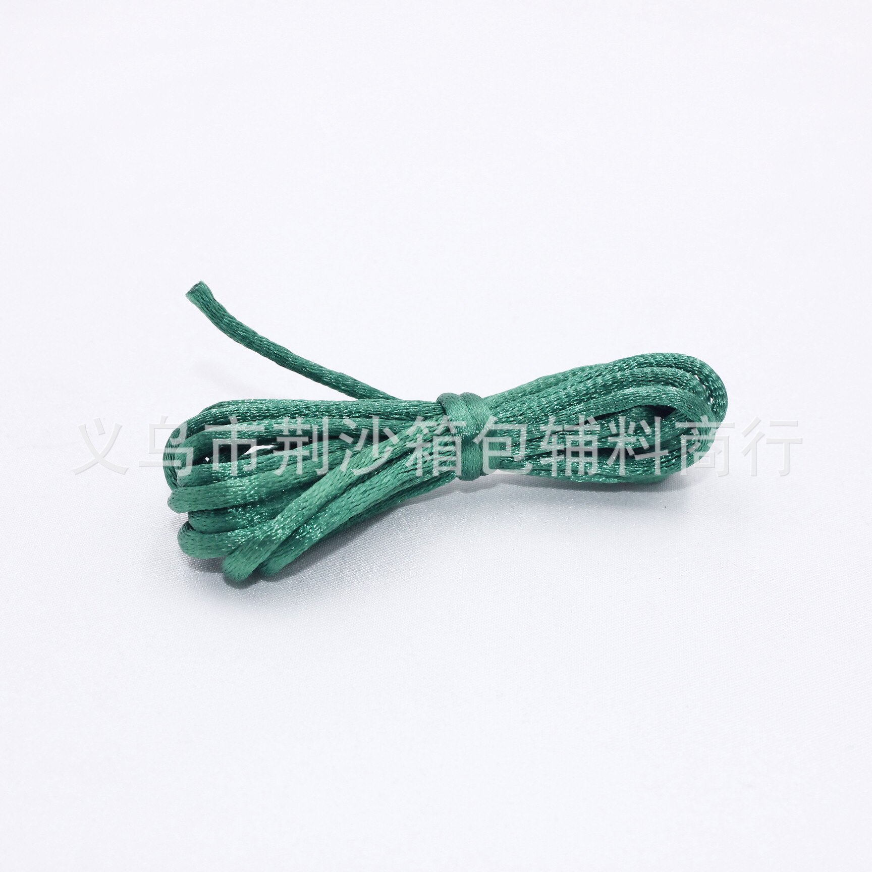 Hilo de seda coreano colorido de 2 mm, 2 metros/paquete, material para pulseras de joyería hechas a mano, gran cantidad, excelente precio.