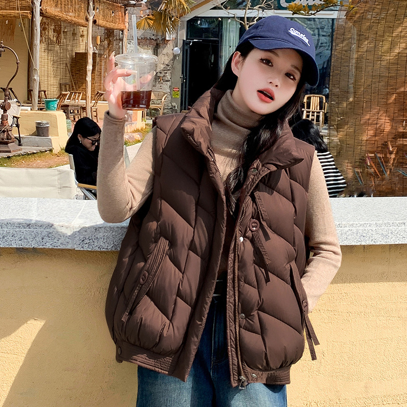 demi-season vest with down