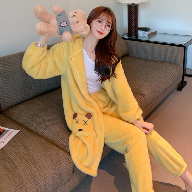 Popular en línea pijamas de celebridades de otoño e invierno de las mujeres de felpa engrosada de lana forrada de mediados de longitud camisón de franela ropa de abrigo ropa de casa