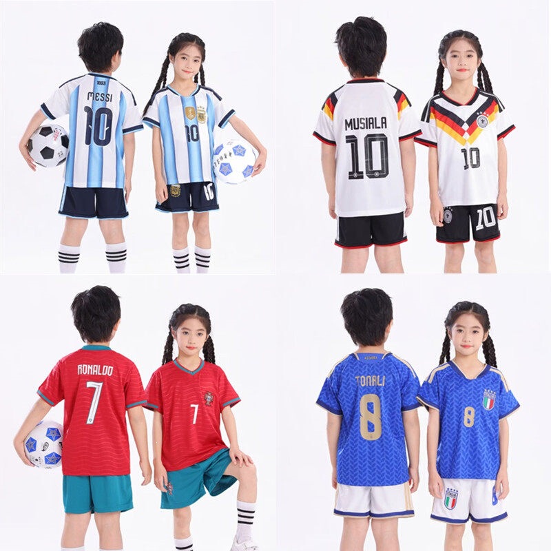 Children's Football Uniform Set for Boys and Girls, Kindergarten and Elementary School Students' Football Training Uniforms, Messi and Ronaldo Jersey Printing