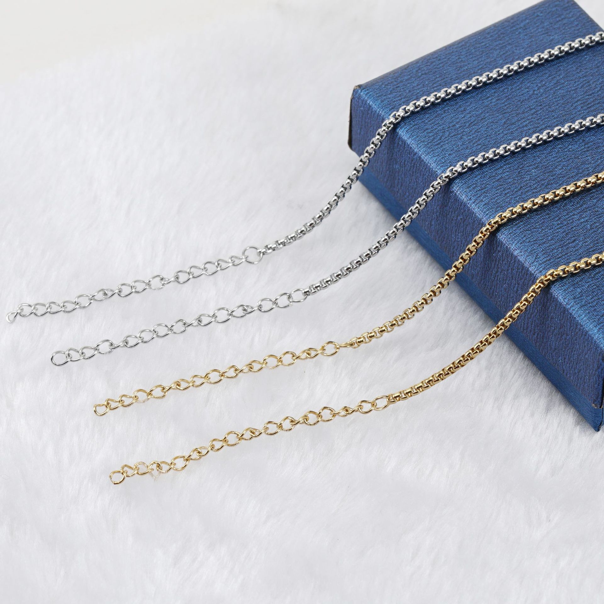 Collier homme perles carrées titane et acier inoxydable_voghion.com