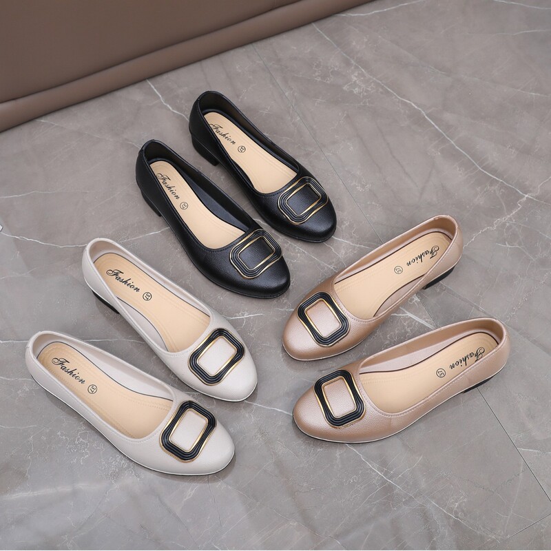 Women's Autumn Work Shoes, Plastic Thick-Soled Non-Slip Waterproof Mom's Rubber Shoes, Casual Slip-On Shoes for Going Out, One-Piece Dropshipping Women's Autumn Work Shoes, Plastic Thick-Soled Non-Slip Waterproof Mom's Rubber Shoes, Casual Slip-On Shoes for Going Out, One-Piece Dropshipping