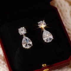 女性用の軽くて豪華なニッチなフラッシュジルコンドロップ型イヤリング、韓国ファッション、多用途イヤリング、インターネットセレブと同じスタイルのイヤリング