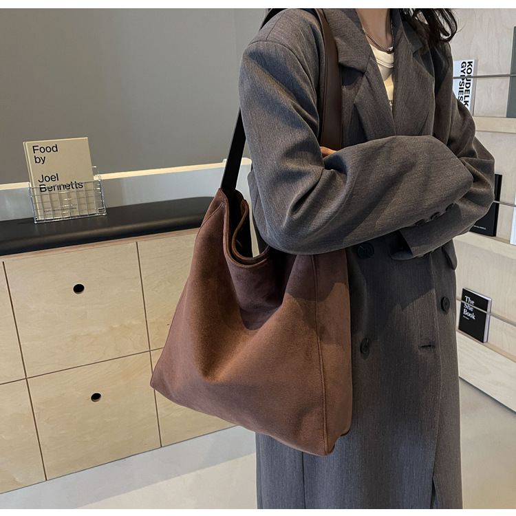 Bolso Tote Mate de Gran Capacidad, Estilo Retro para Otoño/Invierno, Versátil para el Trabajo image 4