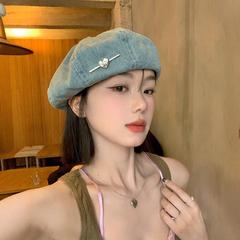 ベレー帽の女性の愛の水洗いデニムの八角の帽子の薄いタイプの通気性の八角形の画家の帽子の大きい頭の周りは顔の小さい帽子を現します。