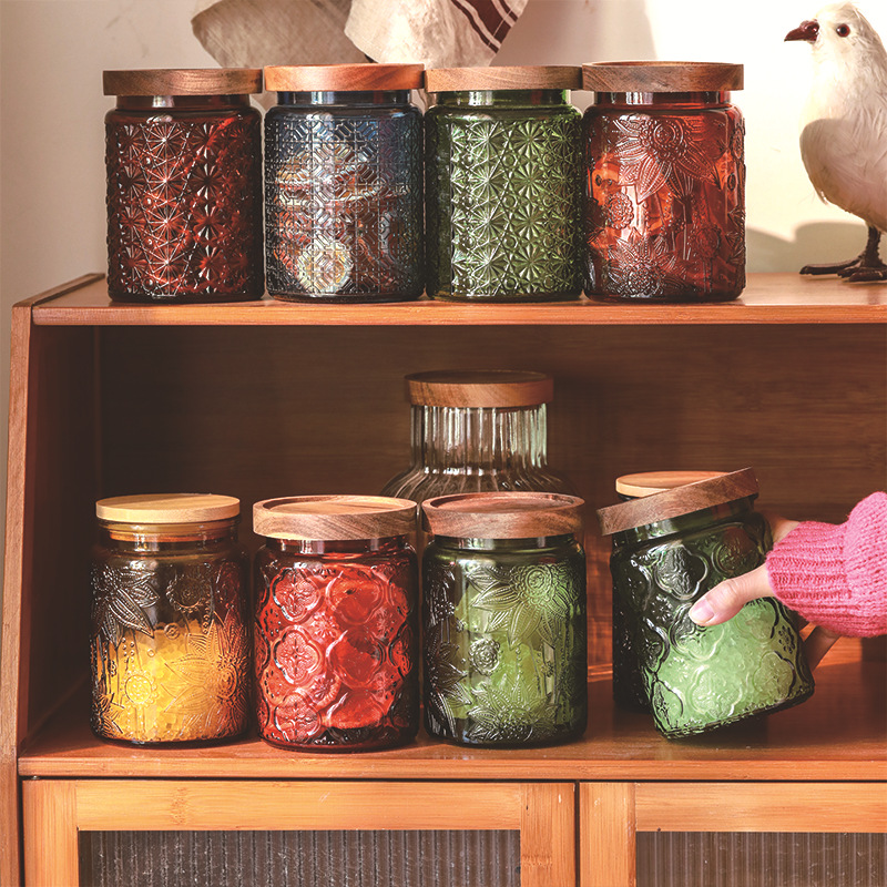 Relieve vidrio de color sellado tarro hogar cocina granos té almacenamiento tanque 700 ml en stock al por mayor