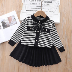 Korean-style 4-year-old girl's Xiao Xiang windbreaker sweater set dress, 5-year-old girl's stylish knit crew neck coat short skirt