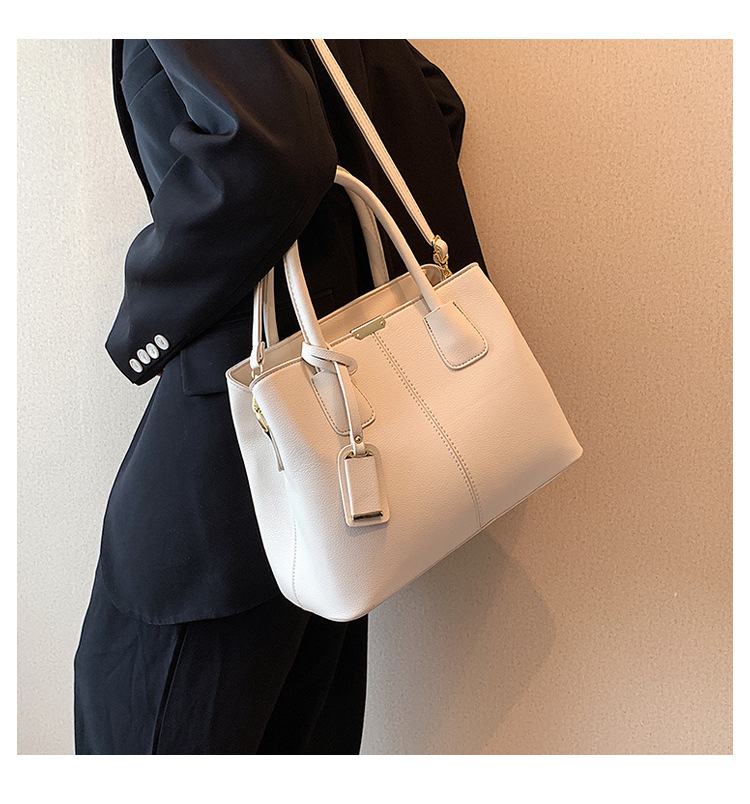All Seasons Season Women's Gender Elegant Style Square Shape Women's Pu Leather Solid Color Elegant Square Magnetic Buckle Handbag Square Bag