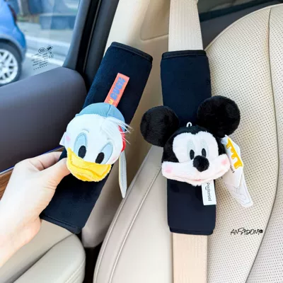 Sürətlər qutusu və əl tormozu başlıqları Car-Mounted Cute Mickey and Minnie Gear - black-velvet-shoulder-pads-authentic-classic-mickey-head-donald-duck-head-two-pieces