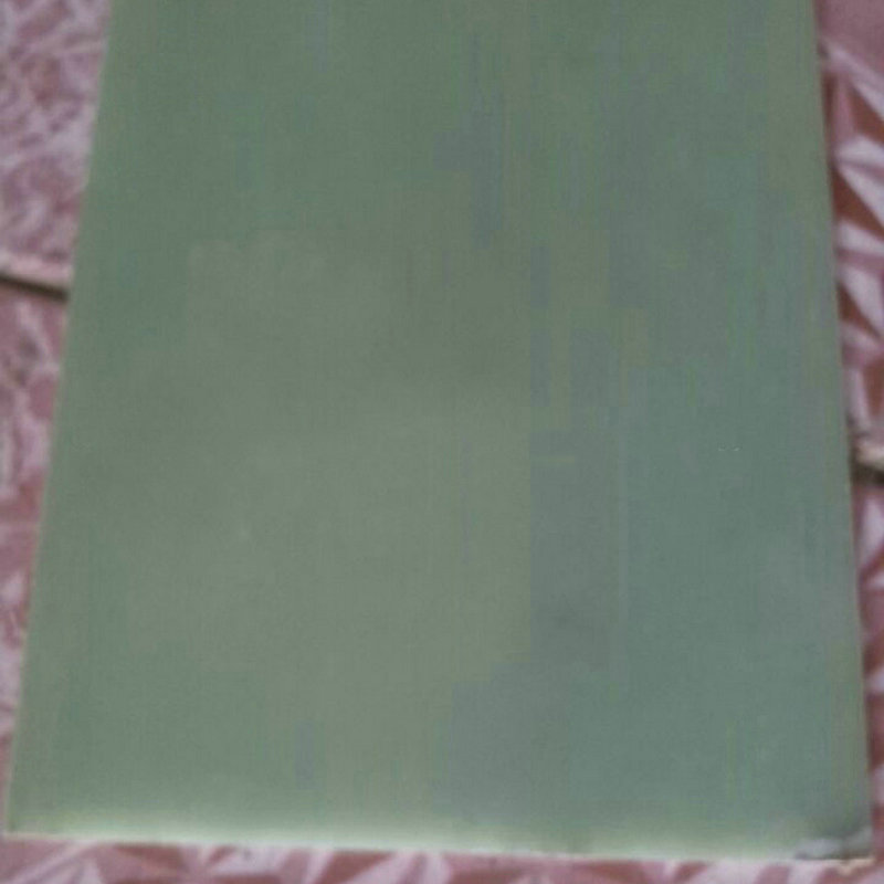 3298181443_1568111627