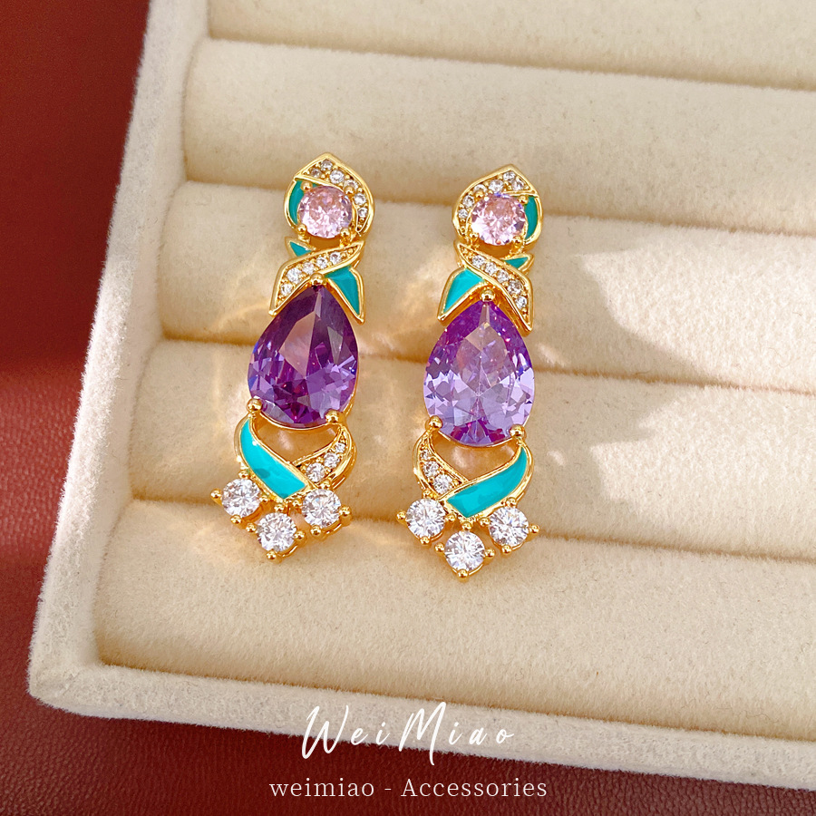 Goteo de aceite de piedra de diamante elíptico empalme collar de fichaje ligero lujo nicho cadena de clavícula estilo palacio conjunto de joyas exquisitas
