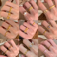 ジルコニウムのひし形のアイリスの花の広い顔のオープンリングの中古のヴィンテージの指輪の復古の軽い豪華な気質の手飾り