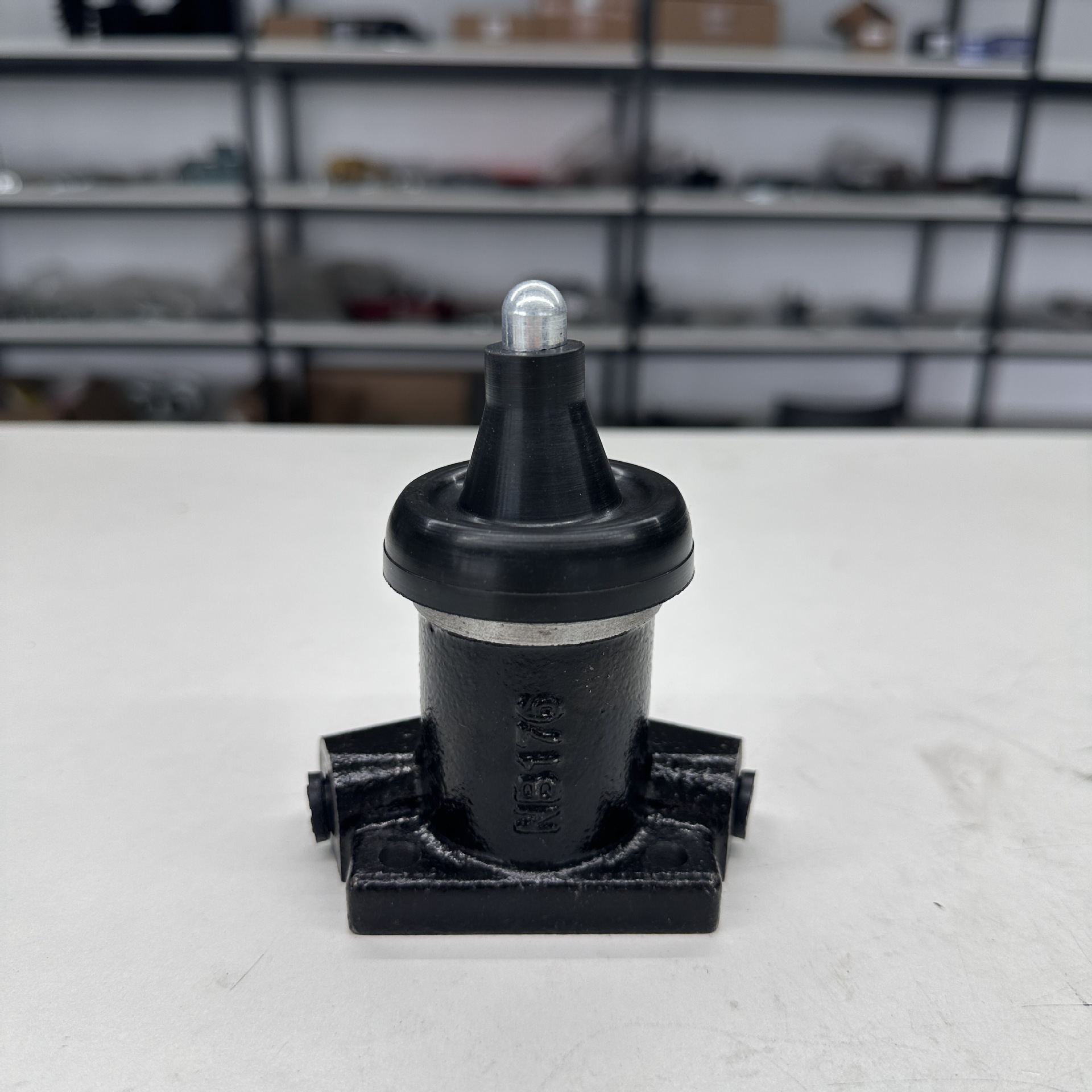 1676387m92 3186484m91 1676387V92 Is Suitable for Massey Ferguson Tractor Brake Cylinder