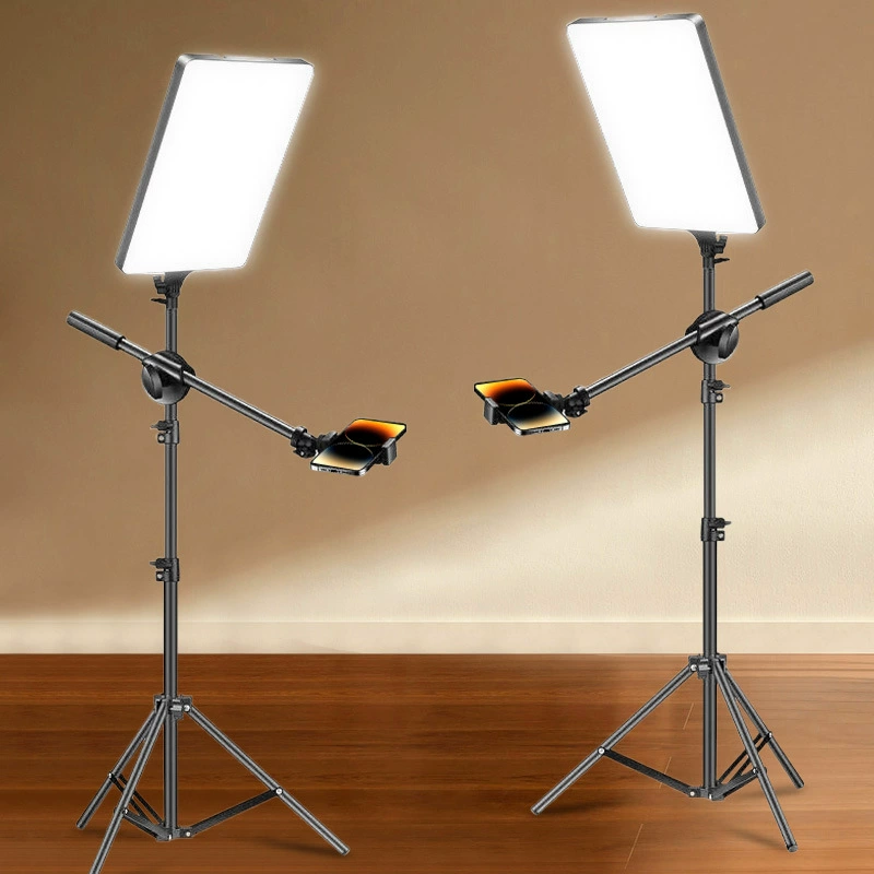 Мобильная живая фотография заполняет свет в профессиональной комнате прямой трансляции