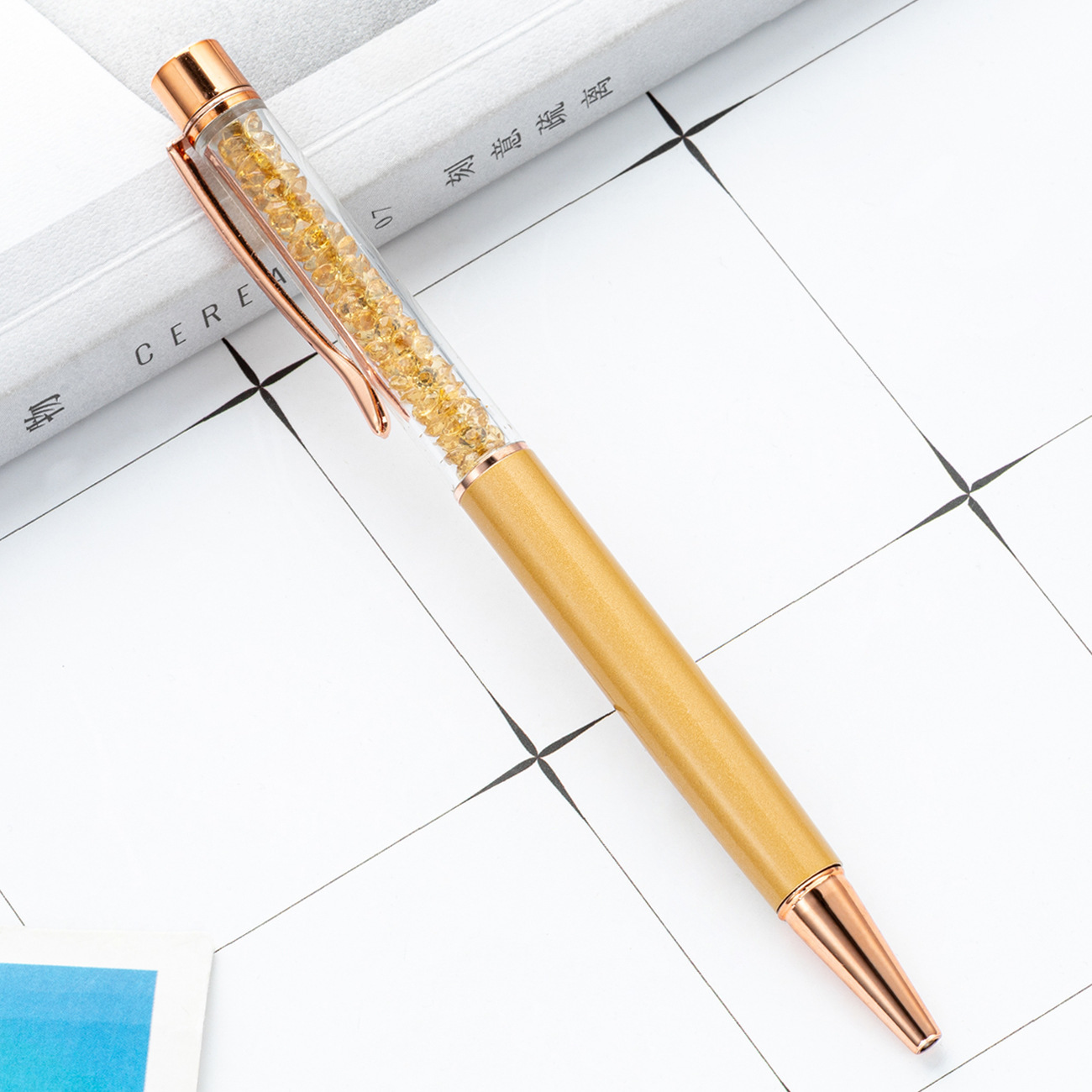 Bolígrafo de cristal de metal para estudiantes de oficina multicolor bolígrafo de diamante giratorio al por mayor logotipo grabable publicidad regalos bolígrafo