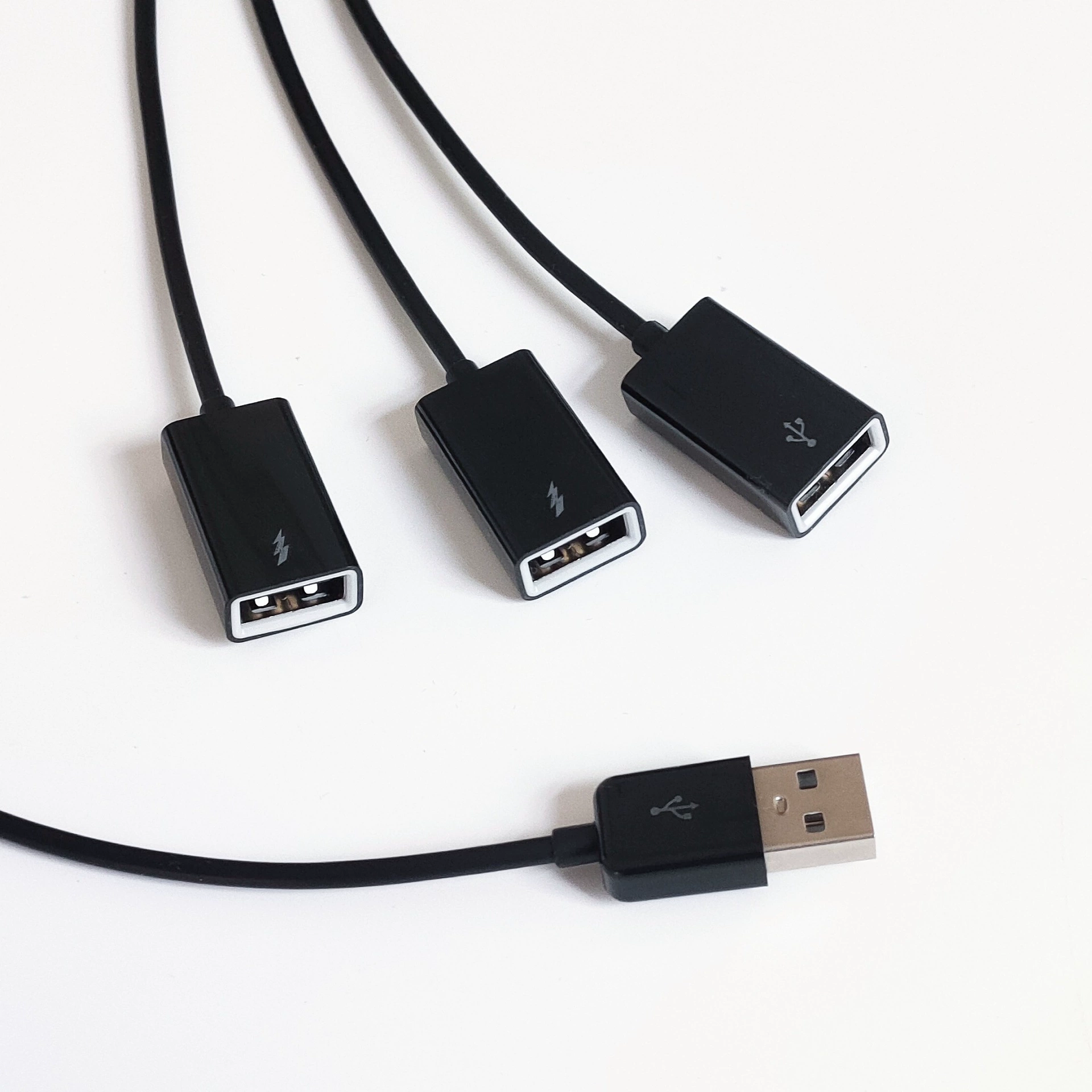USB-зарядный кабель, 3 USB гнезда, удлинитель до 1 метра
