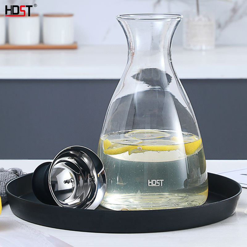 Huadian Shitong Teapot, glass set