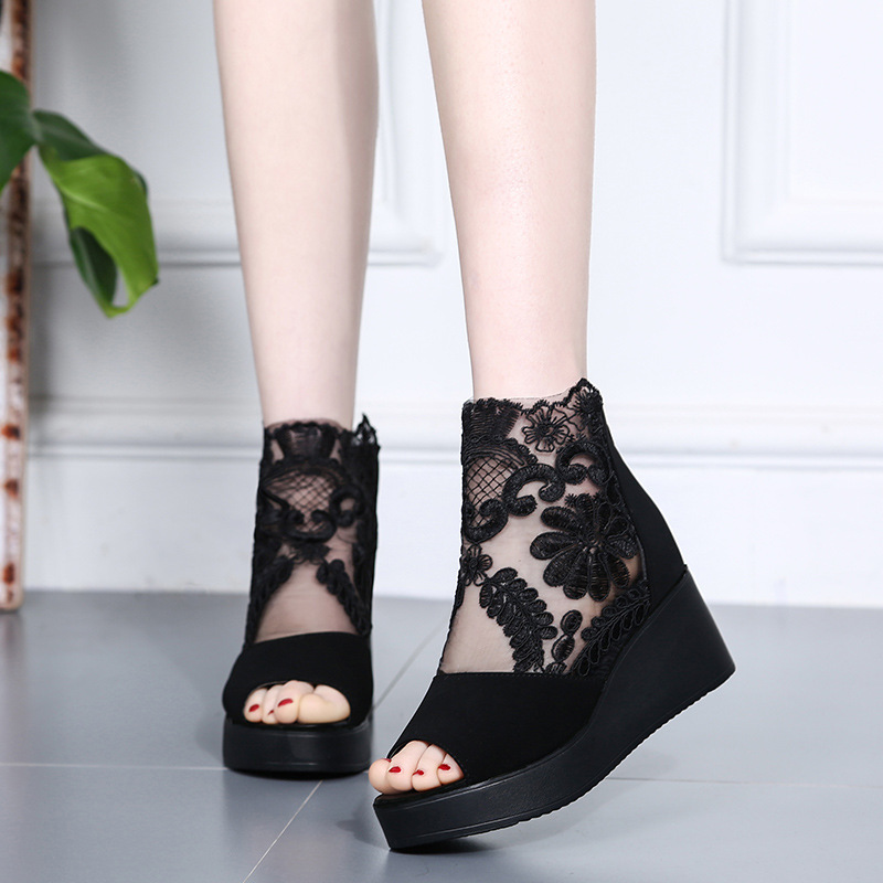 2026 Spring and Summer New Style Thick-Soled Wedge Sandals for Women, Black Casual Lace Mesh Sandals with Internal Height Increase and Open-Toe Design