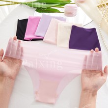 跨境无痕一片式简约性感透气舒适冰丝内裤低腰瑜伽隐形女士三角裤