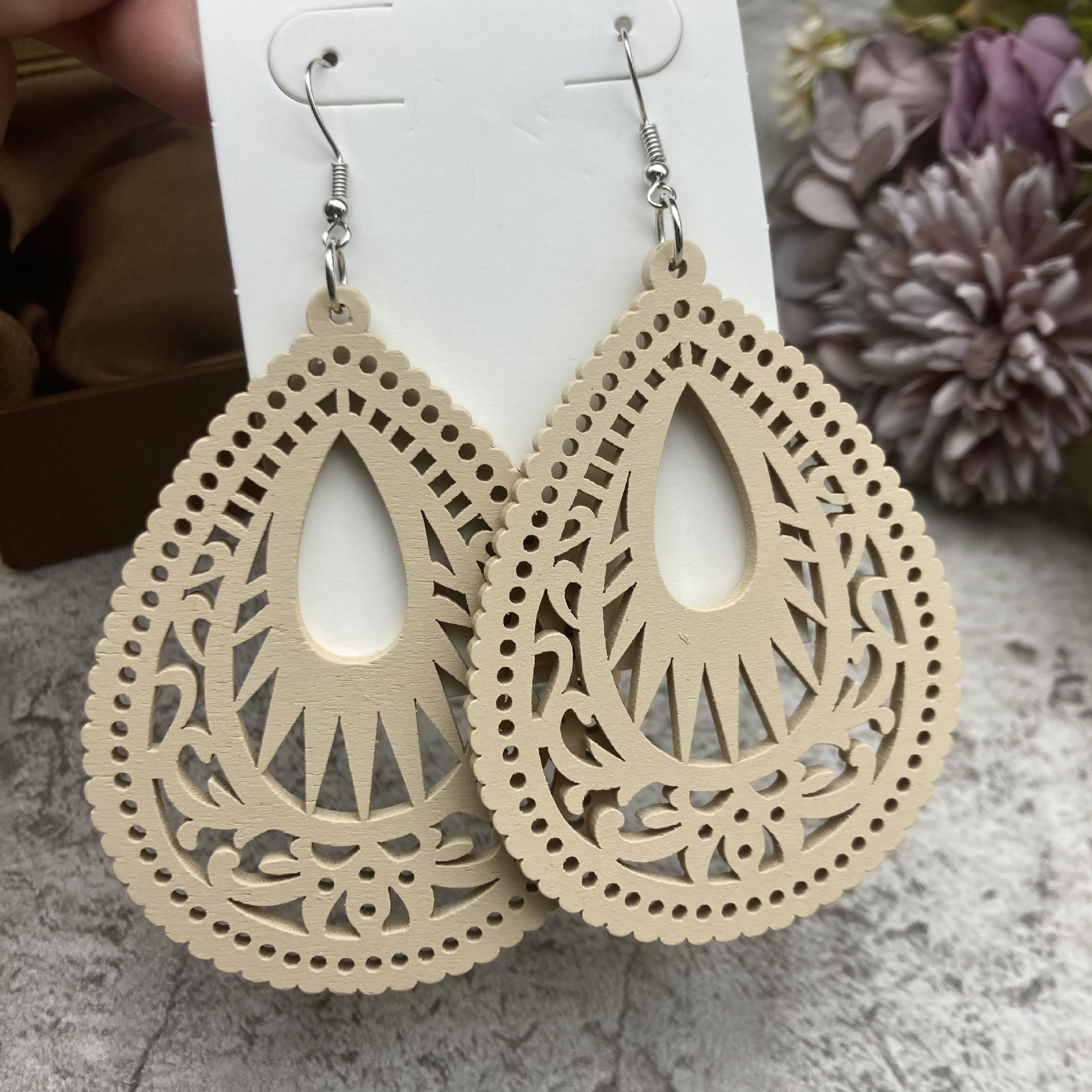1 Pair Casual Ethnic Style Water Droplets Stoving Varnish Hollow Out Wood Drop Earrings display picture 3