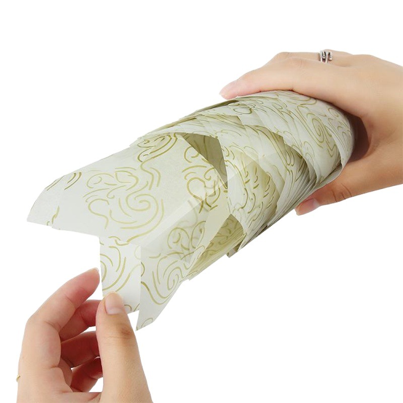 Tulipán pastel de papel taza de llama taza de alta temperatura resistente a prueba de aceite pan postre pastel bandeja 50 piezas fabricante