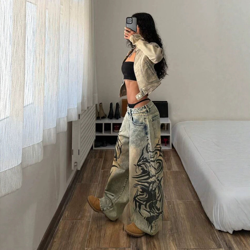 Ceiling Paris B Brand New Celebrity Style Washed Vintage Swirl Totem Print Straight-Leg Women's Jeans Ceiling Paris B Brand New Celebrity Style Washed Vintage Swirl Totem Print Straight-Leg Women's Jeans