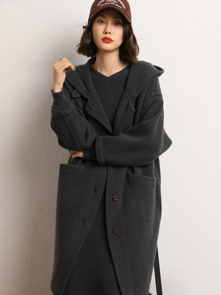 Solid color knitted cardigan