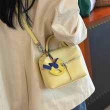 真皮女包高级感饭盒小包俄罗斯百搭单肩斜挎包质感手提小方包批发