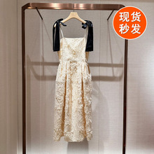 新中式高端奢华大牌气质刺绣蝴蝶结吊带连衣裙Q125201E