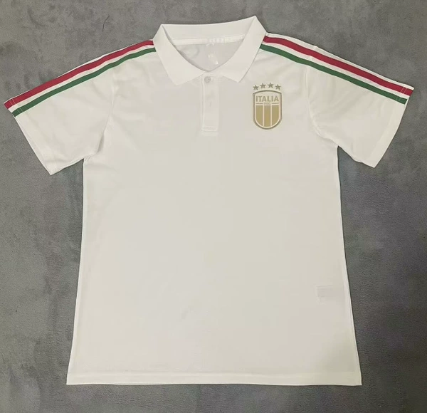 White polo, Italy