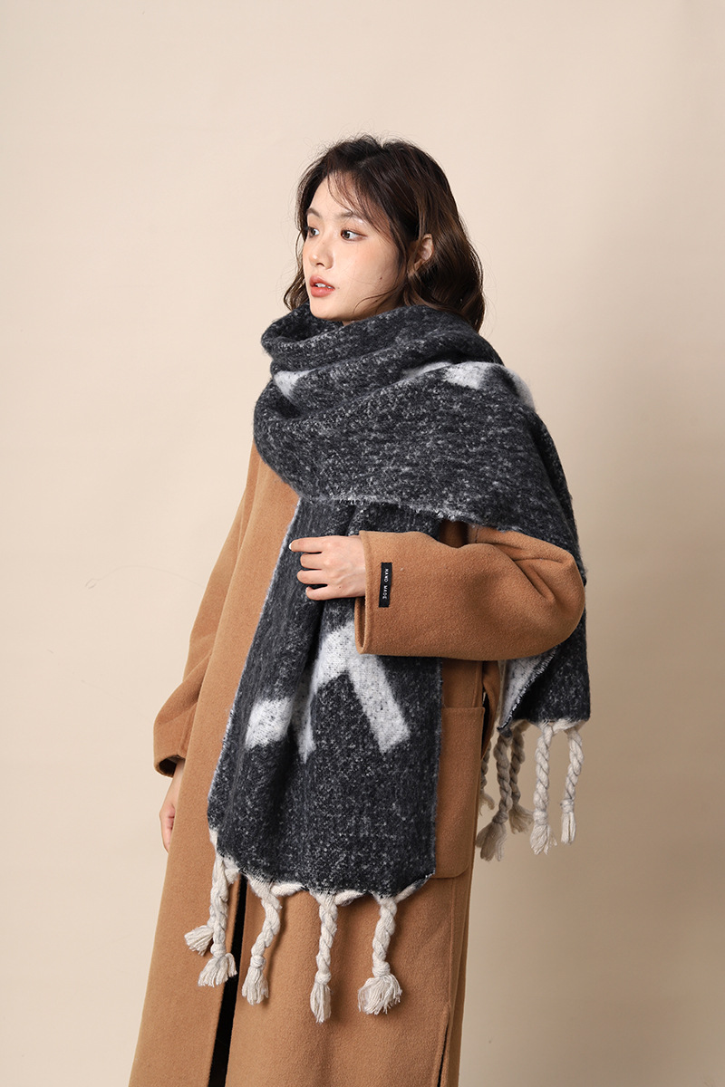 New Korean Women's Winter Grey Haircoat Thick Warm and Cold proof Couple's Shawl High End Scarf_voghion.com