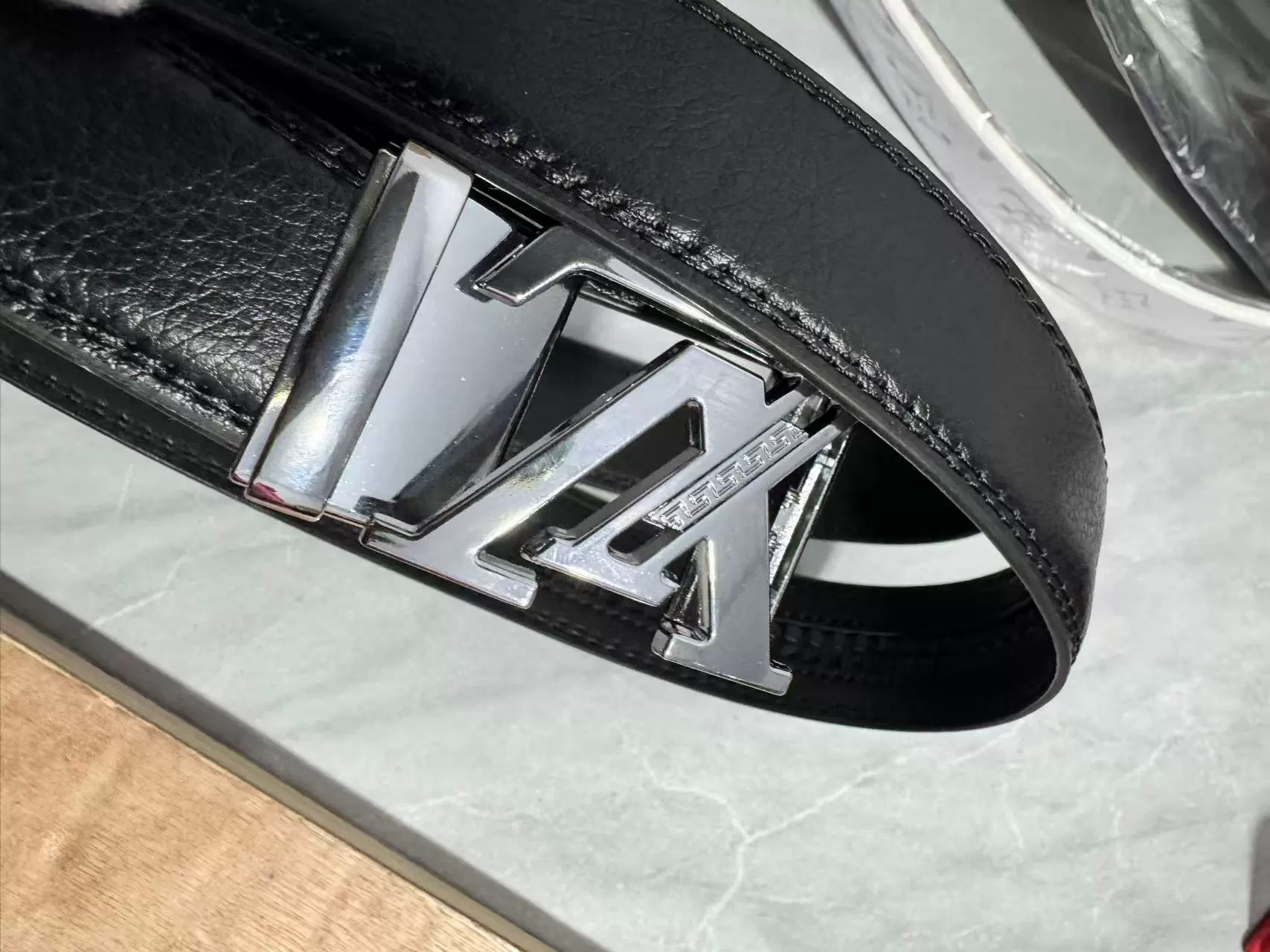 Belt with letters, high-quality style