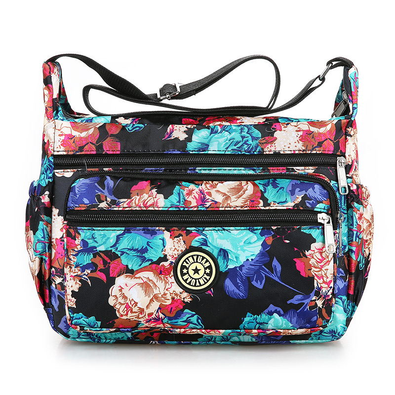 Bolso bandolera de nailon para mamás – Diseño cómodo y moderno – Ideal para verano image 23