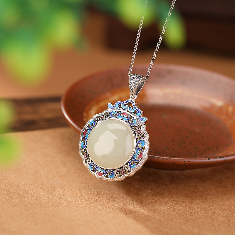 Mặt dây chuyền bạc S925 khắc họa tiết Ruyi may mắn, phối ngọc Hòa Điền — Cung Hoàng Đạo Hổ