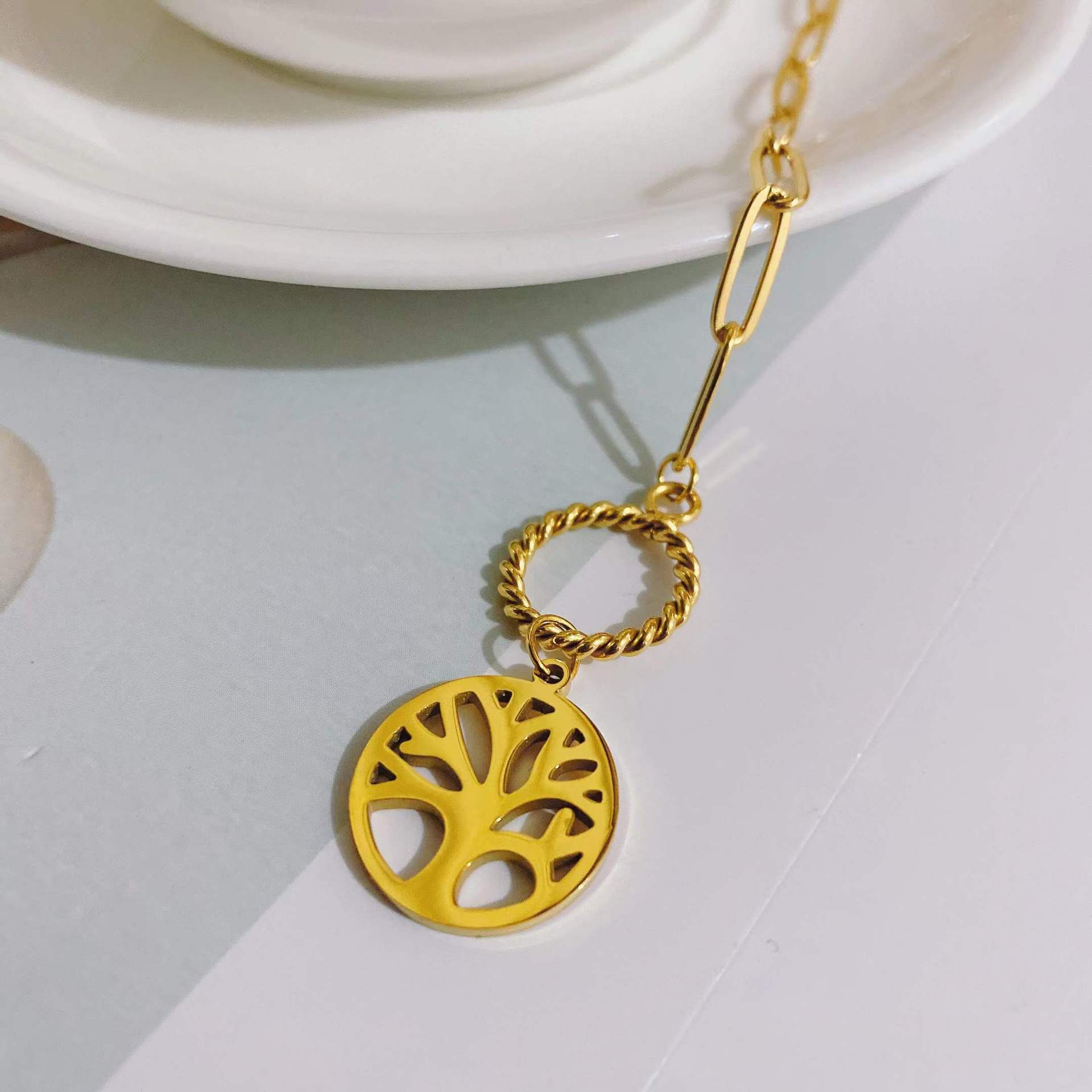 Fashion Tree Of Life Pendant Titanium Steel 18k Gold Plated Niche Bracelet New Jewelry display picture 3