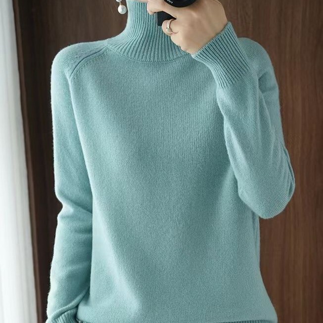 Wholesale 2025 Autumn and Winter New Women's Slim-Fit Solid Color Short Raglan Thickened Base Knit Sweater for Older Women