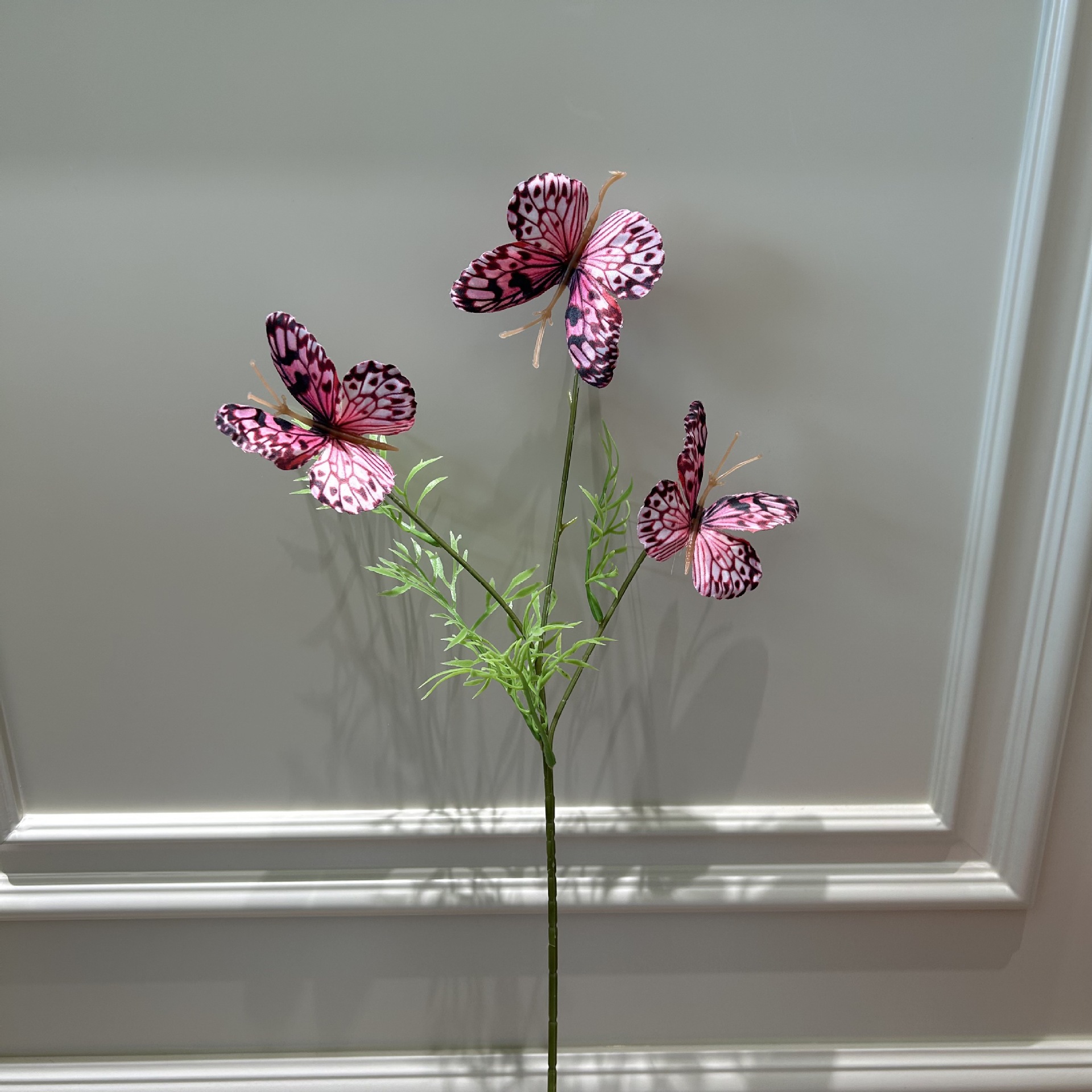 그라데이션 로즈 레드