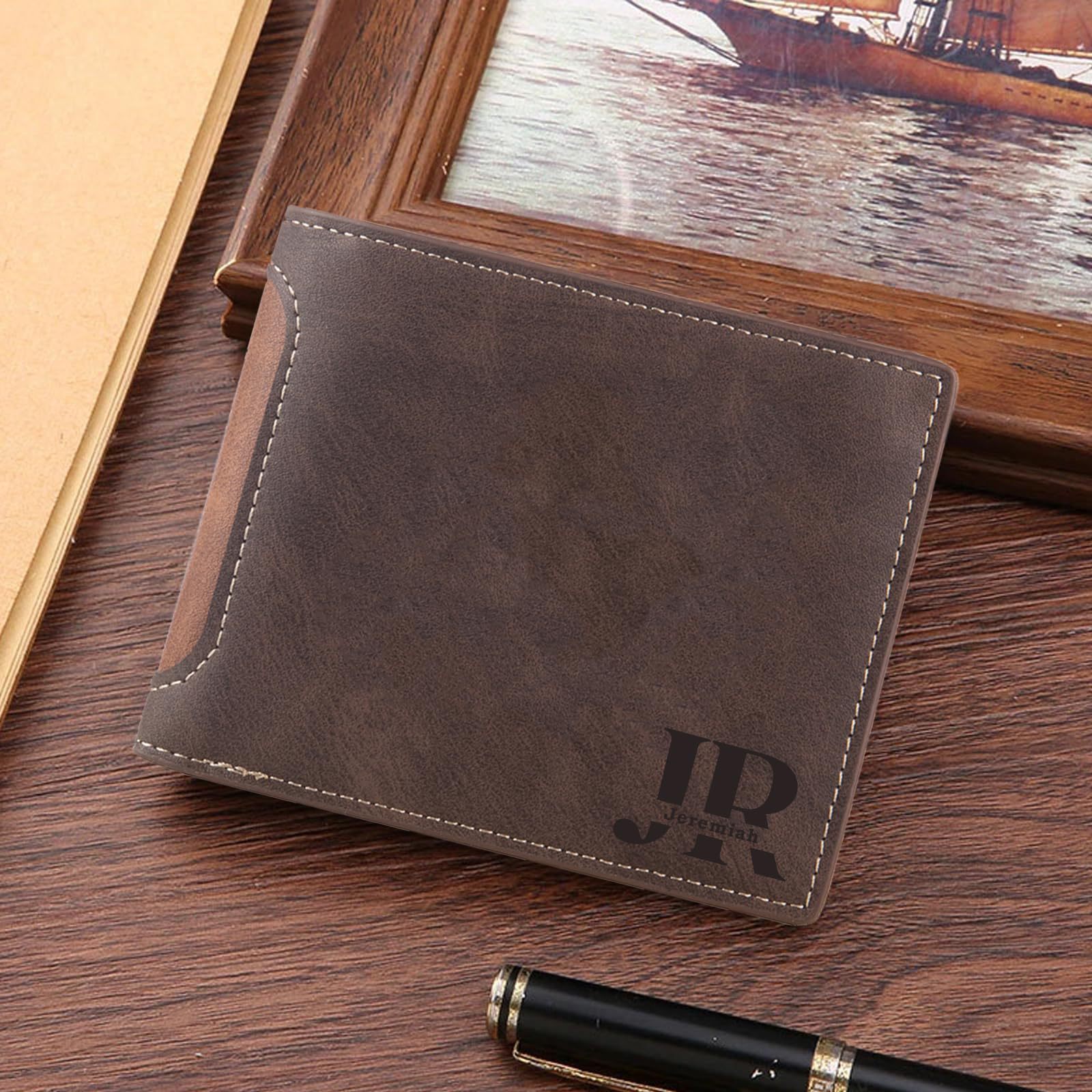 Cartera multitarjeta horizontal de tres pliegues personalizada transfronteriza Cartera de cuero suave informal para hombres jóvenes Cartera corta de cuero para hombres