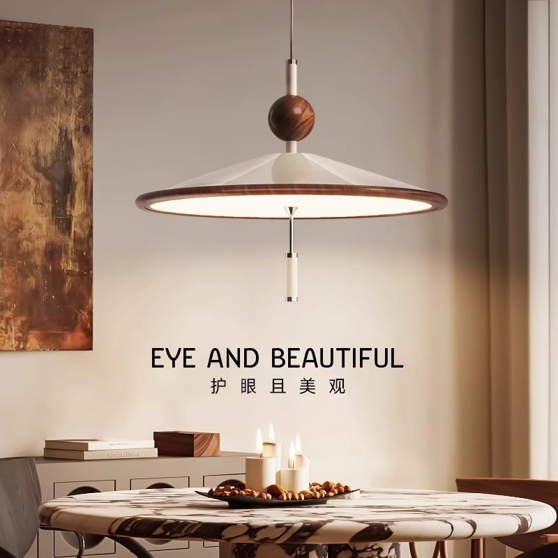 Viento de troncos Nuevo salón de té chino Candelina de viento Lámpara de comedor de estilo crema Habitación de alta gama Wabi-Jifeng Lámparas zen