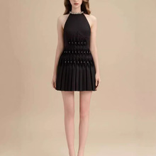 �ֻ���ʽ������޺�ɫ�Ҳ�����ȹ������Ƹ�С�������ȹ40141