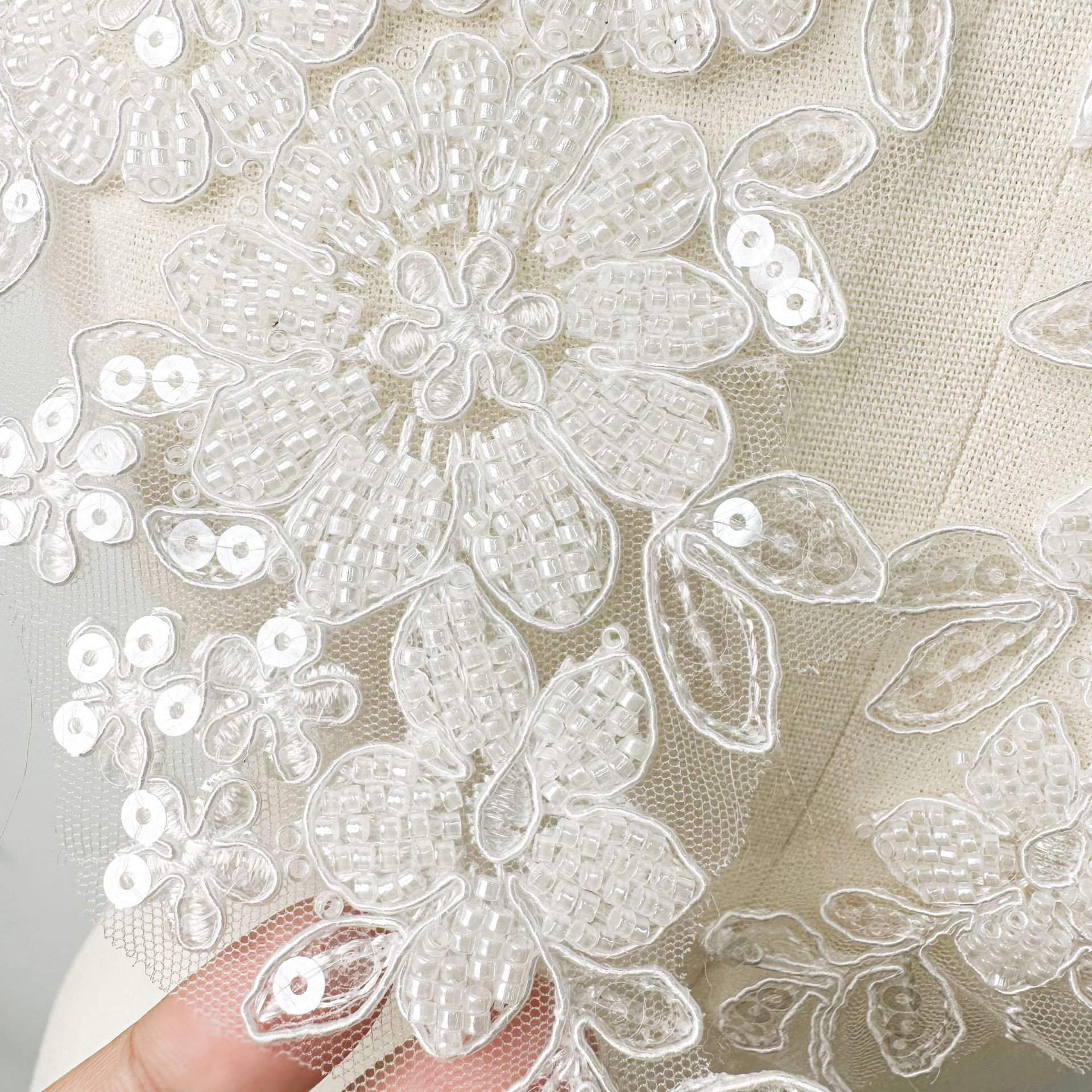 Clavos bordados sequillas flores calcomanías lujosas vestido de noche vestido de boda accesorios