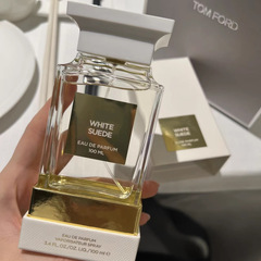 国境を越えた外国貿易ベトナムperfume TF黒木沈香失われたさくらんぼ苦桃いばら薔薇白麝香香水