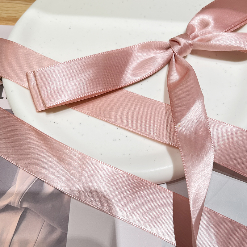 Women's Sweet Bow Knot Satin Hair Clip display picture 5