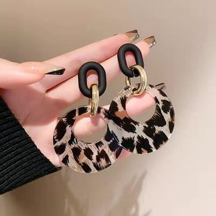 Exaggerated Leopard Geometric Circle Earrings 2024 New Fashion Temperament High Atmospheric Earrings Autumn and Winter Fashion Earrings