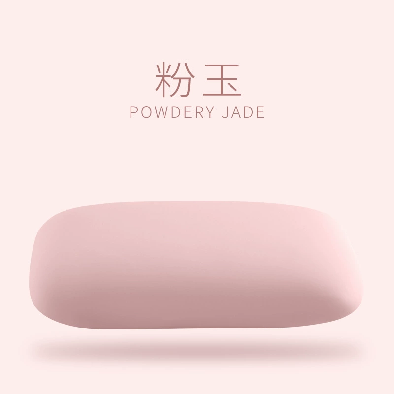 Silk pillow at lunchtime for sleep for elementary school students